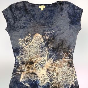 NWOT Maurice's BLUE color swirl Tshirt with Butterfly design SZ Small
